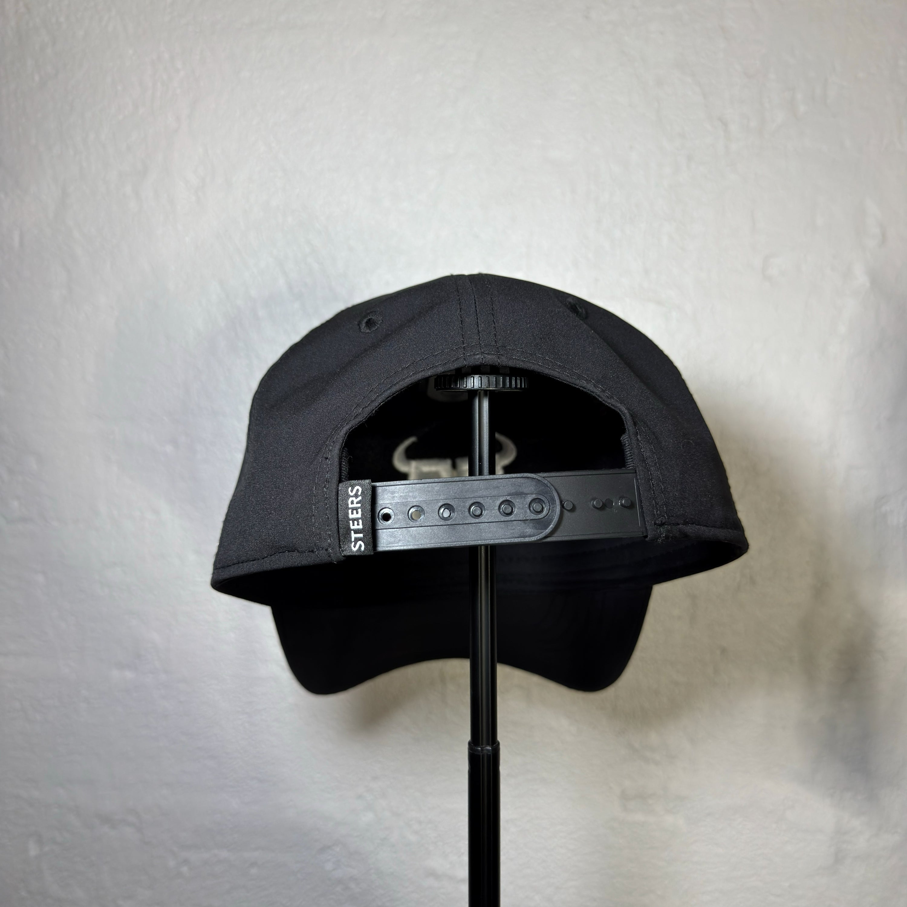 STEERS - Signature Cap